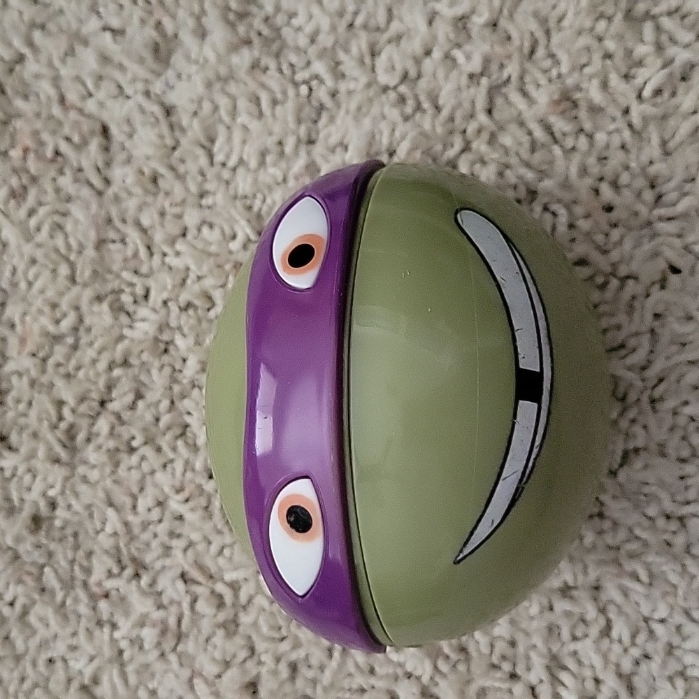 Ninja Turtle Metal Lunch box with sandwiche box, 3 snack holders and 2 puzzles. - Picture 11 of 11